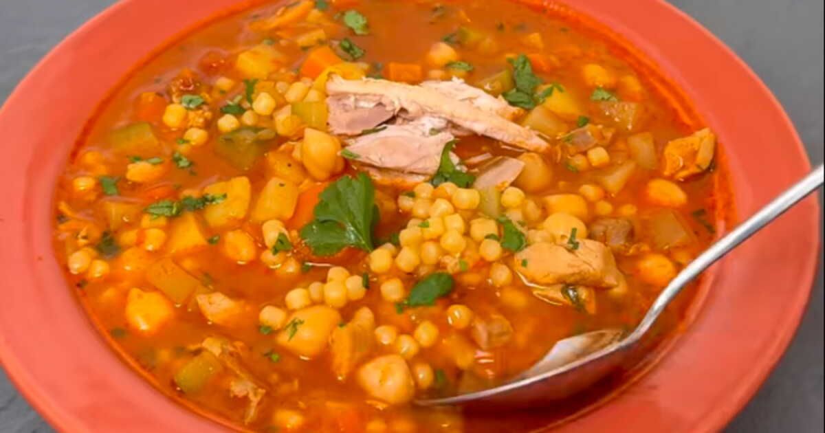 Savourez la berkoukes, la soupe réconfortante de l'hiver algérien