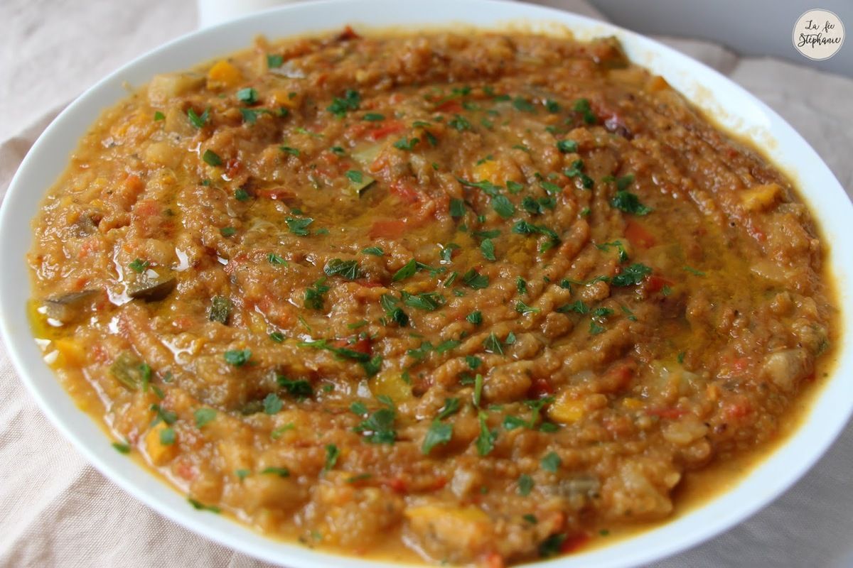 Découvrez le zaalouk marocain, une explosion de saveurs méditerranéennes