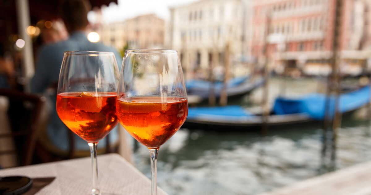 Les secrets d'un spritz parfait : ce que tout barman sait