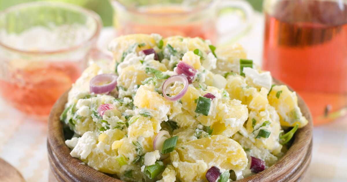 la salade piémontaise réinventée : la recette rapide de la gastronomie estivale