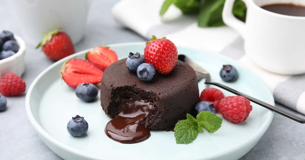 Découvrez le mi-cuit au chocolat à l'airfryer en 10 minutes