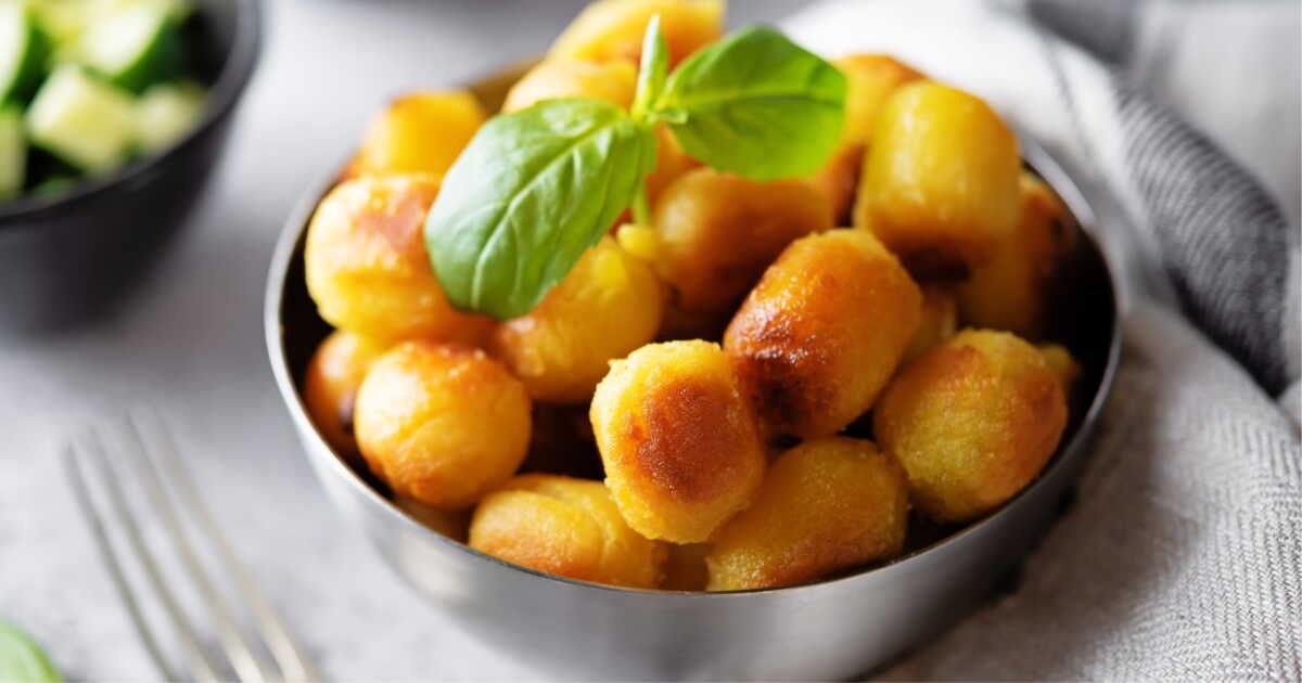 Gnocchis façon pop-corn : une idée apéritive croustillante à réaliser au airfryer