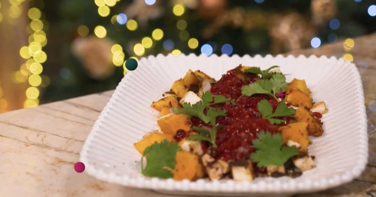 Découvrez la recette festive du chevreuil rôti aux airelles de Cyril Lignac