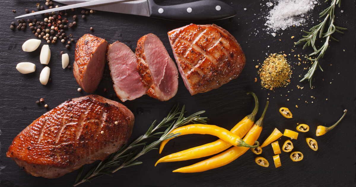 Révélez la saveur des aiguillettes de canard : nos astuces de préparation et cuisson
