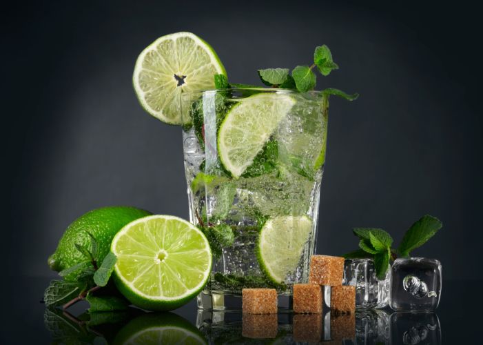 Découvrez la recette allégée du sirop de menthe fait maison