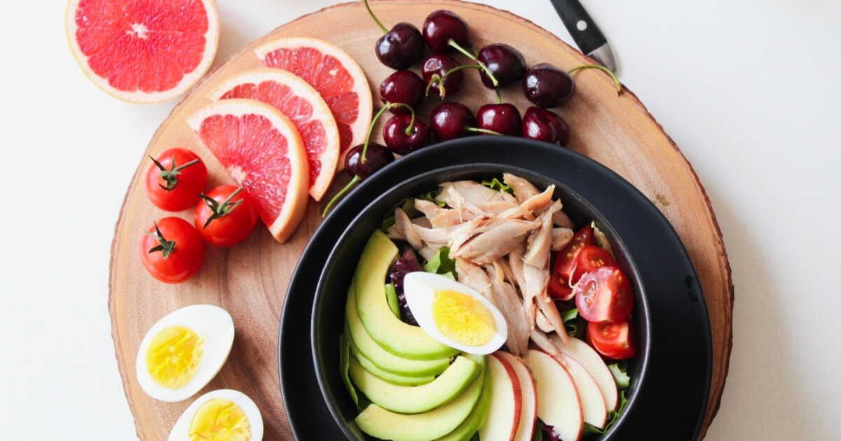 Découvrez nos salades estivales au poulet grillé qui font fureur
