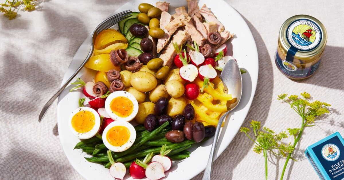 Découvrez la recette parfaite de la salade niçoise à préparer chez vous