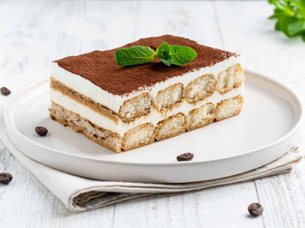 Les secrets d'un tiramisu bien ferme : astuces et recettes