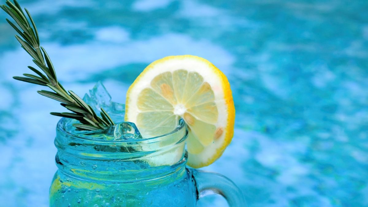 Dix alternatives désaltérantes à l’eau pour affronter la chaleur