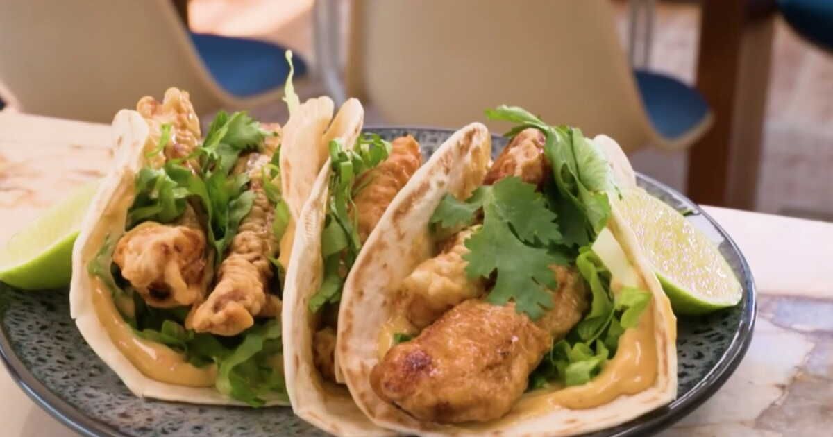 Dégustez les tacos de poulet à la coréenne de Cyril Lignac