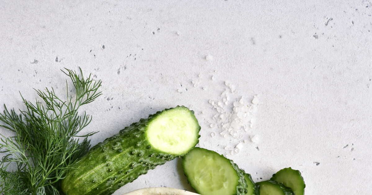 Découvrez la recette estivale du tzatziki : un délice grec bien frais